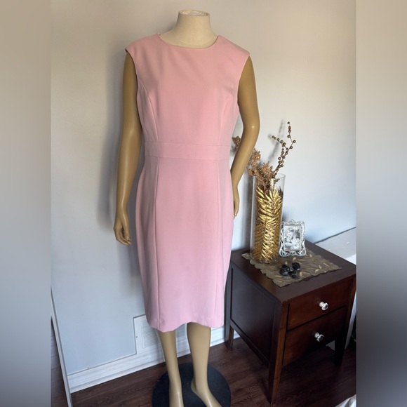 Kasper Soft Pink Midi Dress. Ptp 19” length 40” - Picture 1 of 6